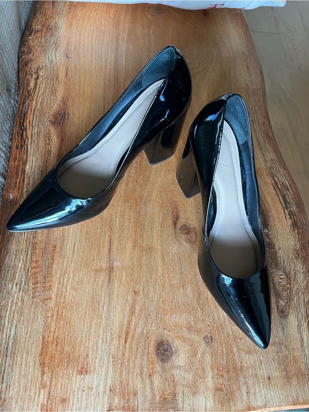 Massimo Matteo Dawn Black Patent Pointed Toe Block Heel Pumps Size 7
